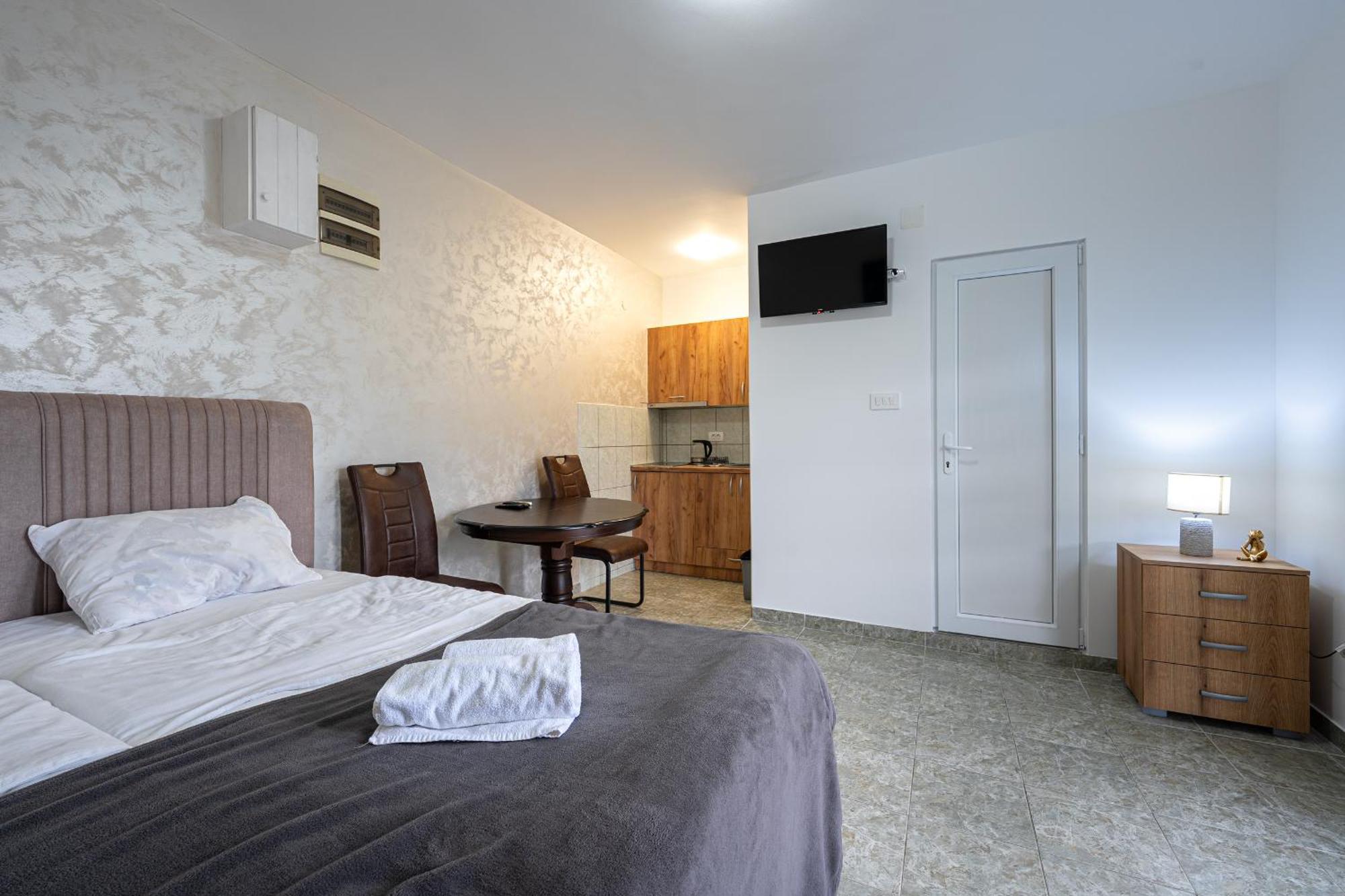 Apartments R&M Tivat Exteriér fotografie