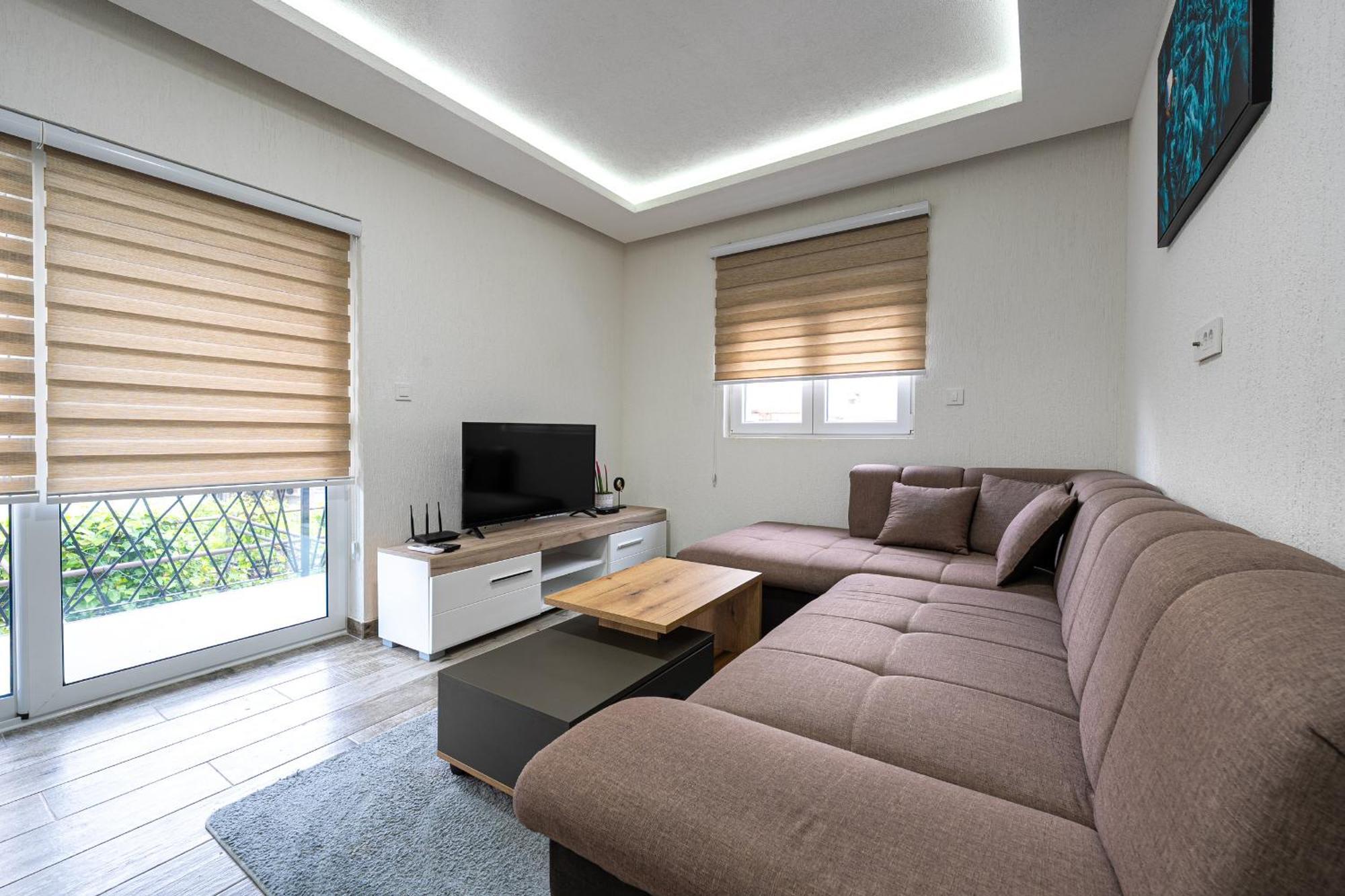 Apartments R&M Tivat Exteriér fotografie